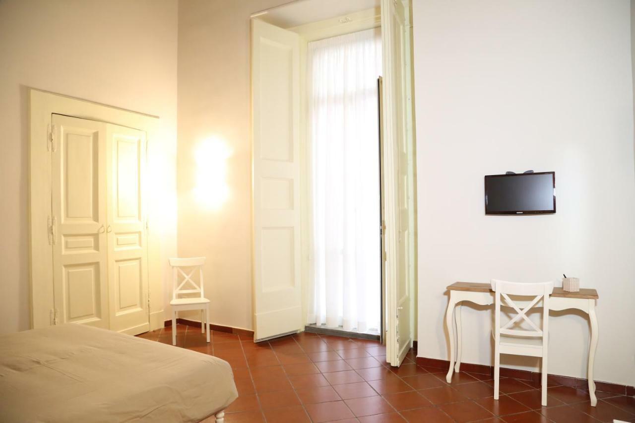 Domus Donnaregina Apartments Napoli Eksteriør bilde