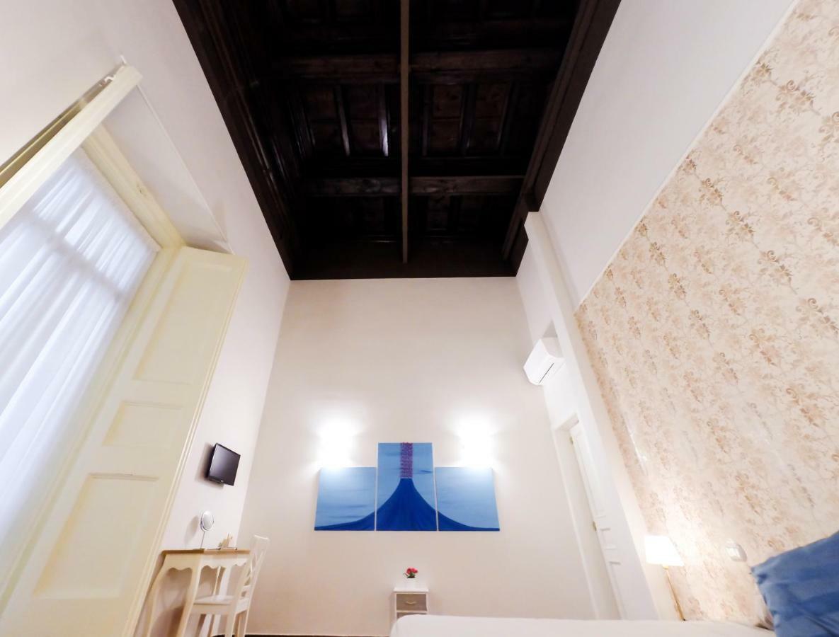 Domus Donnaregina Apartments Napoli Eksteriør bilde